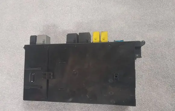 Mercedes-Benz E W211 SAM control unit A0035455101 0035455101