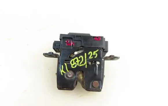 Nissan Qashqai Tailgate/trunk/boot lock/catch/latch 90502EY10A