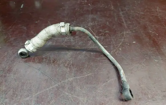 KIA Carnival Turbo turbocharger oiling pipe/hose