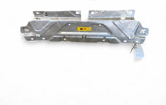 Engine bonnet/hood lock trim molding