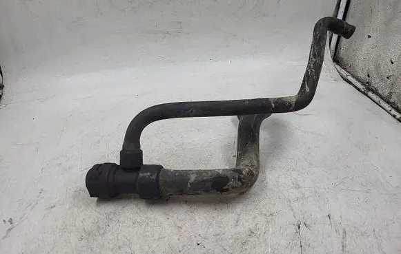 Audi A4 S4 B5 8D Engine coolant pipe/hose 