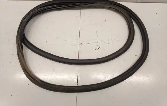 Audi A3 8Y Front door rubber seal 8Y0831721B
