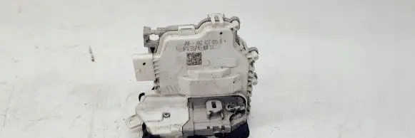 Audi A3 S3 8V Front door lock 8X2837015B