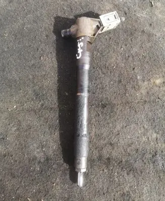 Mazda CX-5 Fuel injector SH0113H50