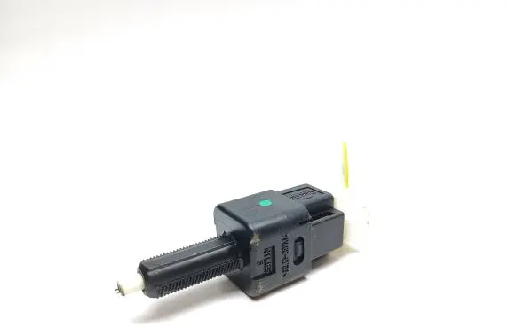 Clutch pedal sensor