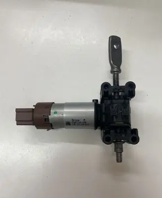 Land Rover Discovery Sport Seat adjustment motor C06710106
