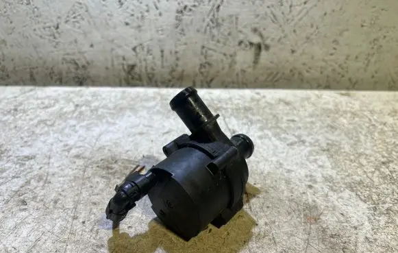Volkswagen Atlas Electric auxiliary coolant/water pump 3QF965567 124023061S0 33012159D