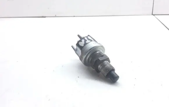 Volkswagen II LT Brake pedal sensor switch 0005459809