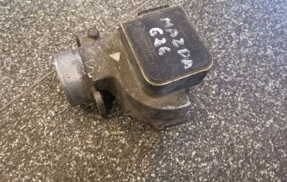 Mazda 626 Mass air flow meter 1971002700