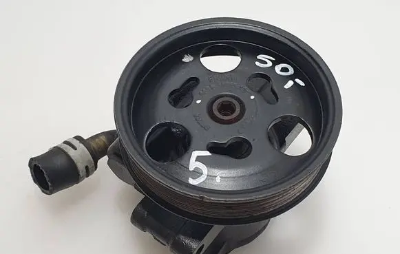 Ford Fiesta Power steering pump 96BF3A733AD