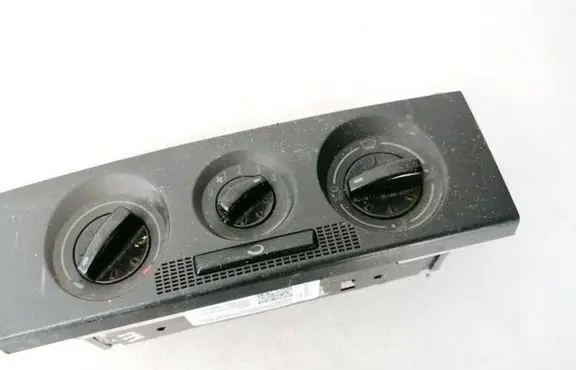 Skoda Fabia Mk1 (6Y) Climate control unit 6Y0819045K