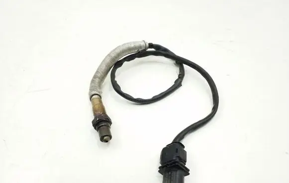 Mercedes-Benz C W204 Lambda probe sensor A0045428618