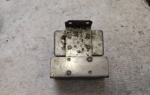 Volkswagen Transporter - Caravelle T3 Other relay 211963135