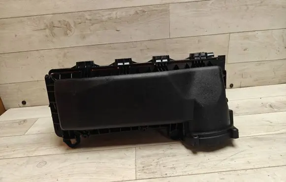 Citroen C4 I Picasso Air filter box 9663365980