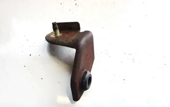 Nissan Almera N16 Radiator mount bracket