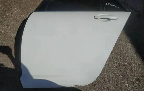 Jaguar XF Rear door baltos