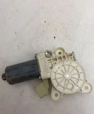 Mercedes-Benz SLK R171 Front door window regulator motor A1718201442
