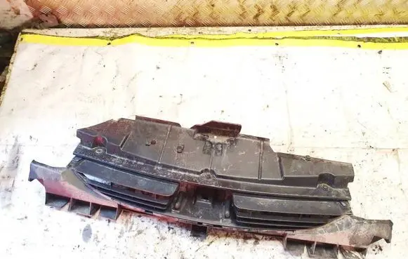 Renault 19 Front grill 1487501077 1487492077