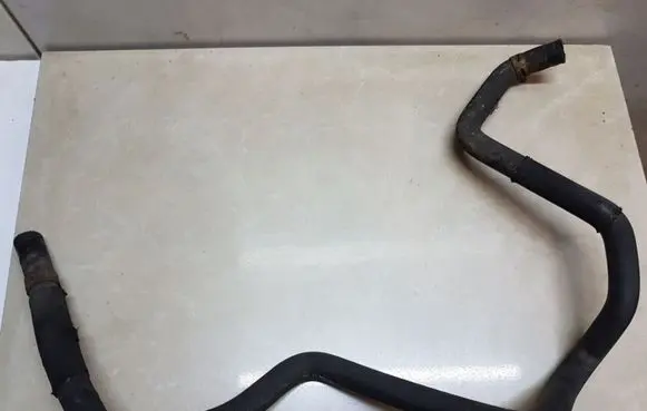Nissan Qashqai Engine coolant pipe/hose