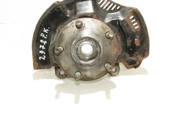 Toyota Auris 150 Front wheel hub