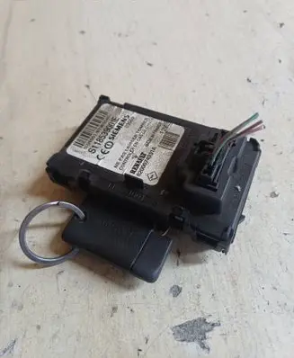 Renault Megane II Ignition key card reader S118539001E 8200074331A 03069