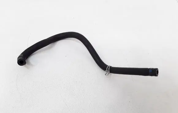 Volkswagen PASSAT B5.5 Fuel line/pipe/hose 