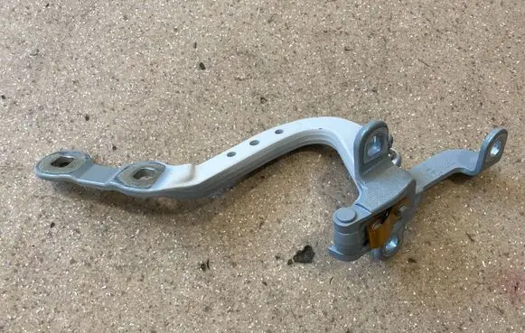 BMW X3 G01 Tailgate/trunk/boot hinge 7397315
