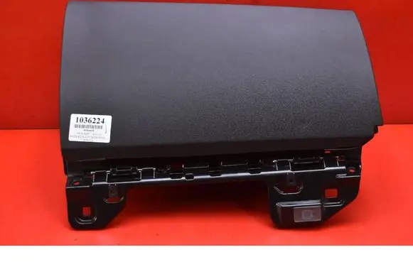Volvo XC90 Glove box 31363669