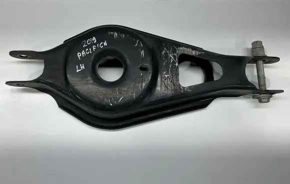 Chrysler Pacifica Rear upper control arm/wishbone 68218021AA 0618