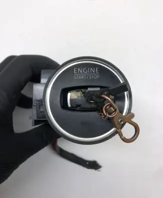 Volkswagen PASSAT B6 Ignition lock 3C0905843 33303301