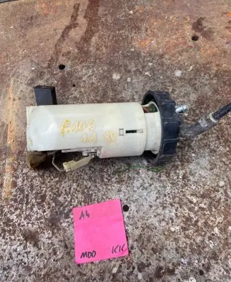 Peugeot 106 In-tank fuel pump 9632062880
