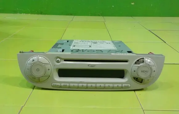 Fiat 500 Radio/CD/DVD/GPS head unit 7355161390