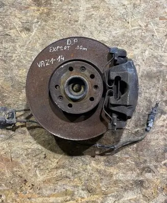 Peugeot Expert Front wheel hub 