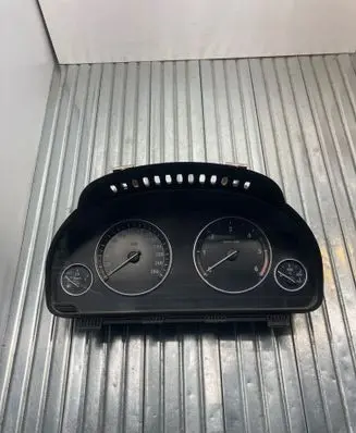 BMW 5 F10 F11 Speedometer (instrument cluster) 9291414 25811511 2339303