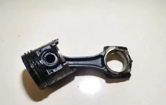 Mazda 626 Piston with connecting rod rf8b