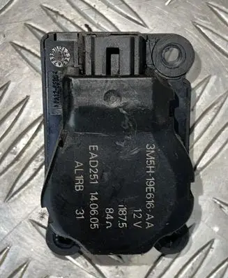 Ford Focus C-MAX Air flap motor/actuator 3M5H19E616