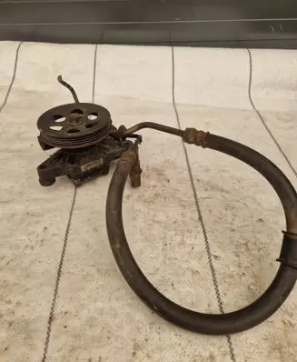 Honda CR-V Power steering pump