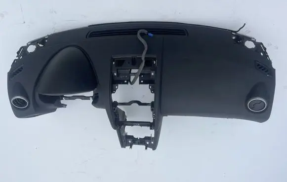 Nissan Qashqai Dashboard 68200JD900 P10100A77500