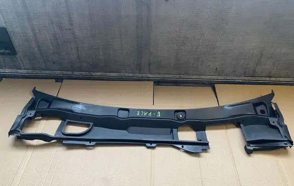 Jaguar E-Pace Wiper trim J9C34105AE