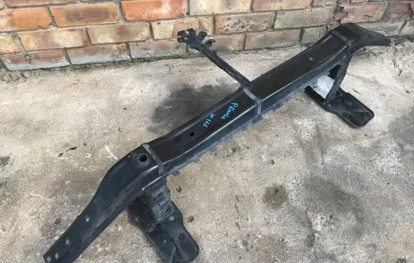 Mercedes-Benz ML W166 Front bumper cross member