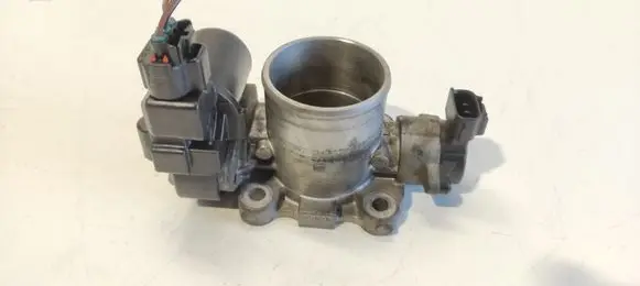 Toyota Avensis T250 Throttle valve