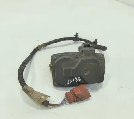 Seat Leon (5F) Electric throttle body valve 51500203