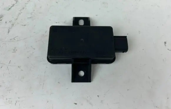 Maserati Levante Tire pressure control unit 670105613