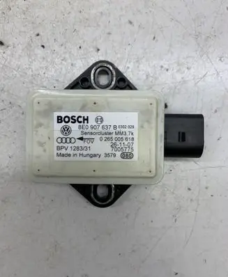 Audi A6 S6 C6 4F ESP acceleration yaw rate sensor 8E0907637B 0265005618
