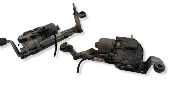 Volkswagen Golf Plus Front wiper linkage and motor 3397020816 5M0955024D