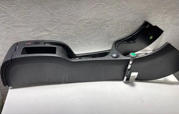 Peugeot 307 Center console 9634495677 M29809