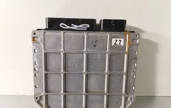 Toyota Prius (XW30) Engine control unit/module 8966147470