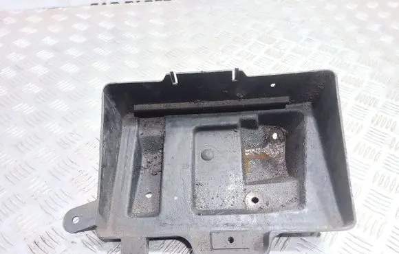 Opel Astra G Battery tray 09132098 7004330