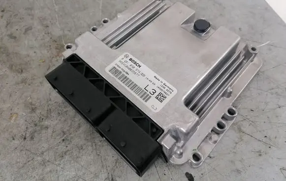 Honda CR-V Engine control unit/module 0281030974 37820RSXG04