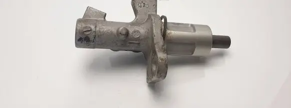 Audi A6 S6 C5 4B Master brake cylinder